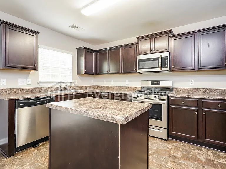 1428 Aurora Glen Dr — Photo 9