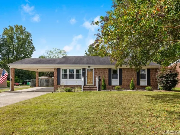 1103 E 7th St, Roanoke Rapids, NC 27870