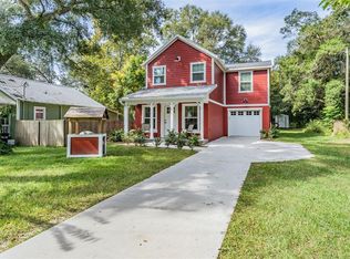 17415 Sweetwater Rd, Dade City, FL 33523