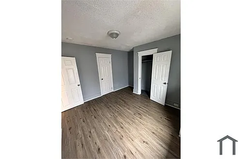 1830 E Riverside Dr #2 Photo 1