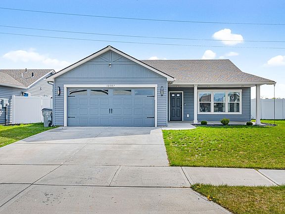 2nd image of 10307 W Salmonberry Rd