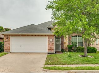 1005 Comfort Dr, Forney, TX 75126