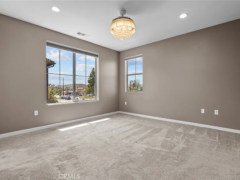 105 Red Brick Dr — Photo 21