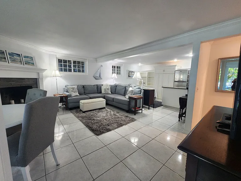 2139 Terrace Ln S — Photo 22