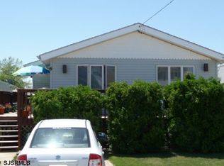 6 McDermott Pl, Brigantine, NJ 08203