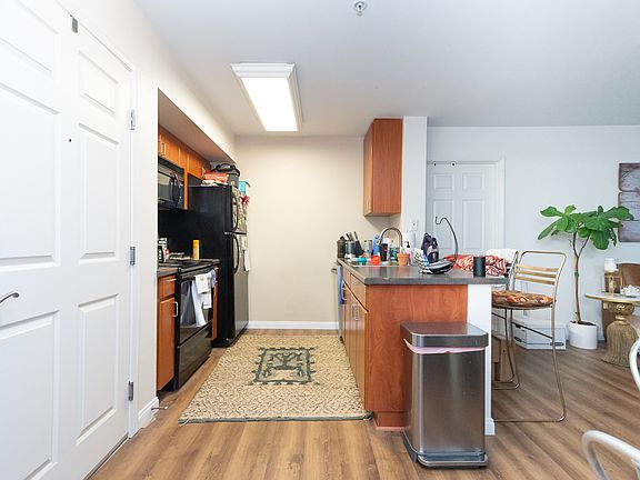 4th image of 1435 India St Unit 411