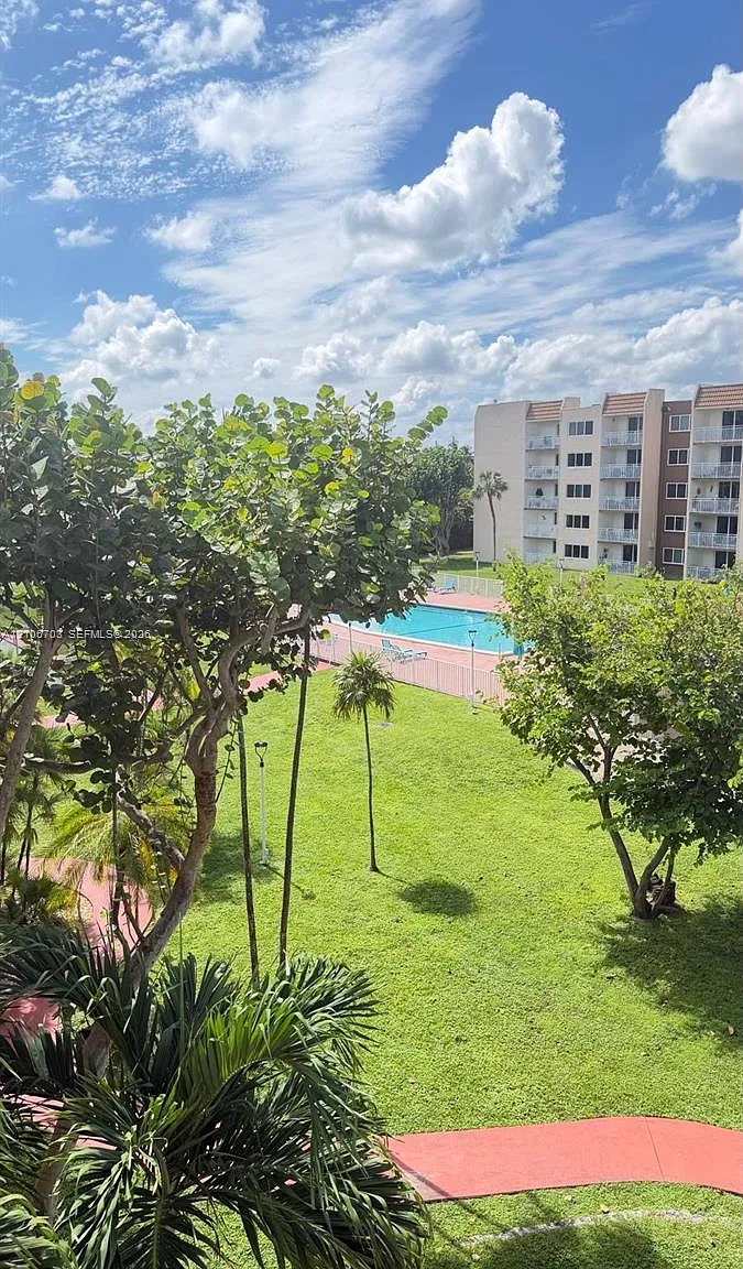 6930 Miami Gardens Dr — Photo 1