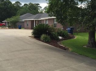 585 N Perkins Ferry Rd, Lake Charles, LA 70611