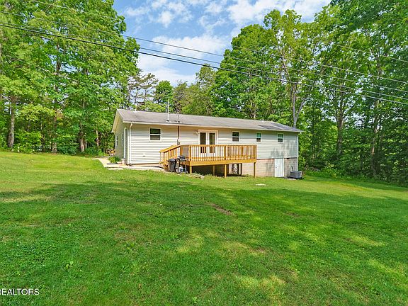 5th image of 484 Kerrigan Rd