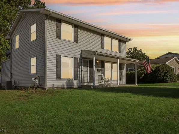 2324 Issaquah St, Cuyahoga Falls, OH 44221