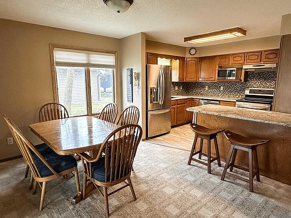 5th image of 34924 320th St