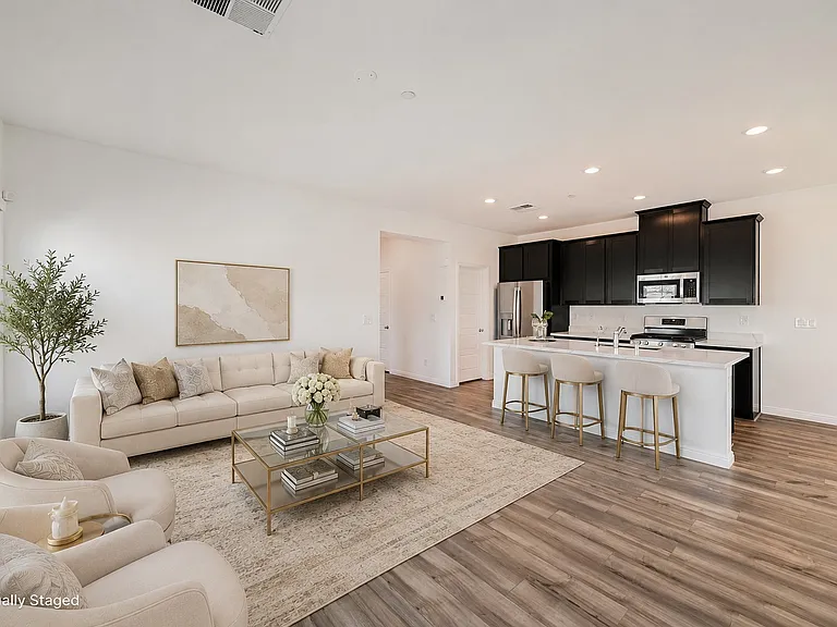 235 Cordelia Cove Ave #U623 — Photo 4