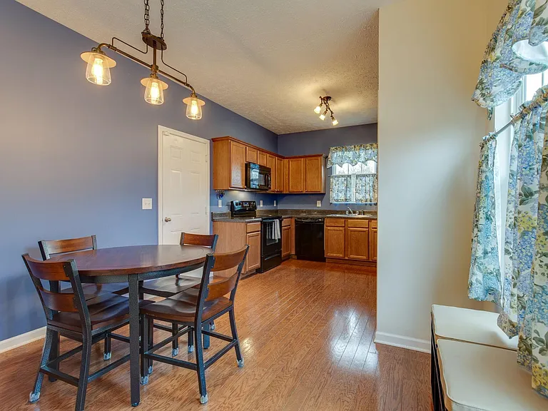 8360 Rossi Rd — Photo 10