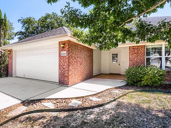 4th image of 2308 N Ranch Estates Blvd