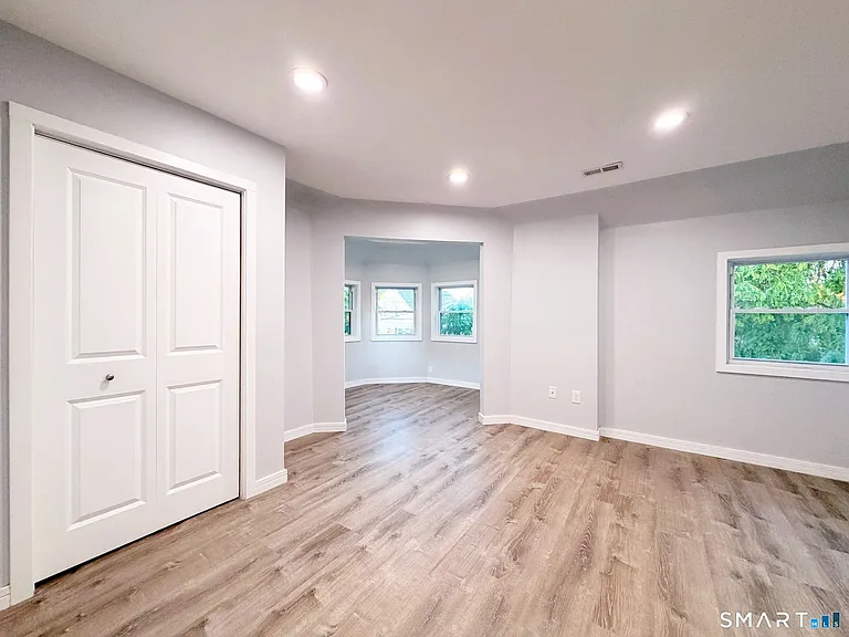 310 Alden Ave #B — Photo 18