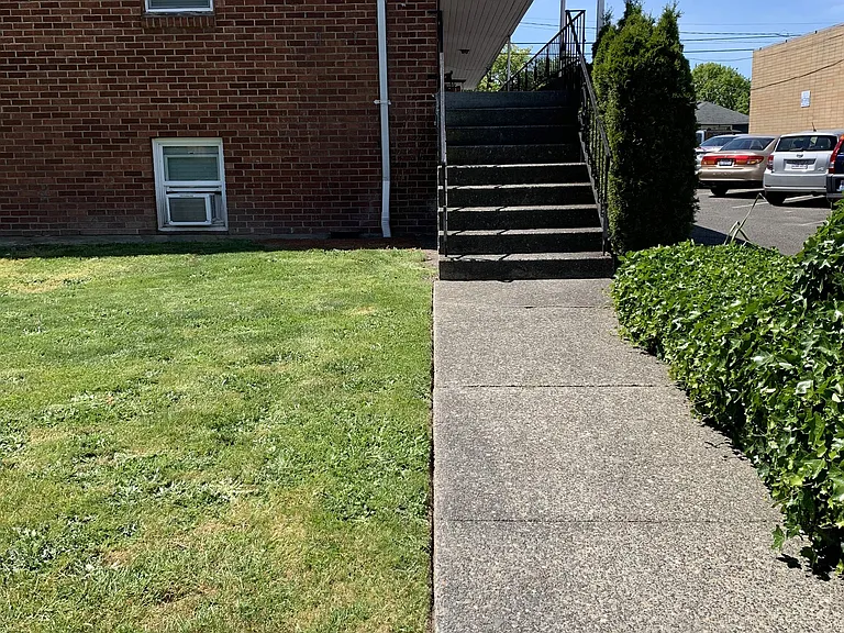 4717 44th Ave SW — Photo 19