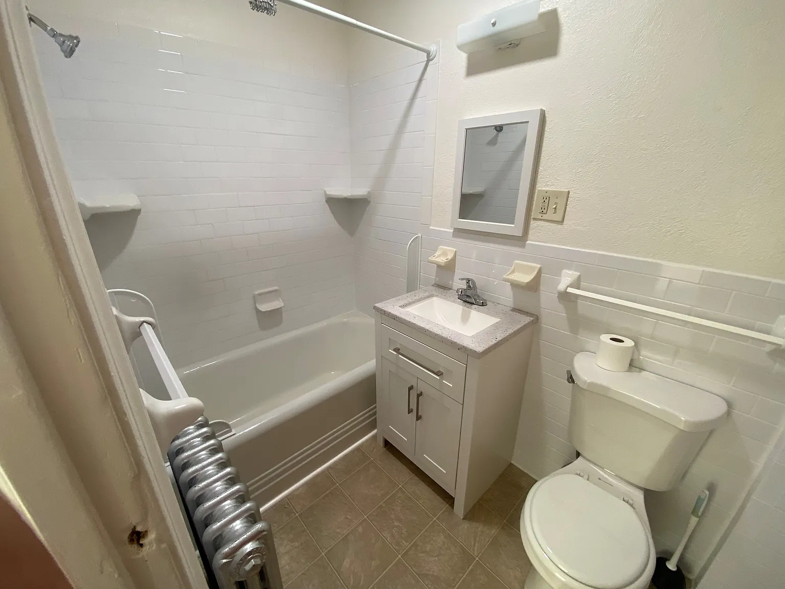 3 bed, 1500 sqft, $2,600 — Photo 4