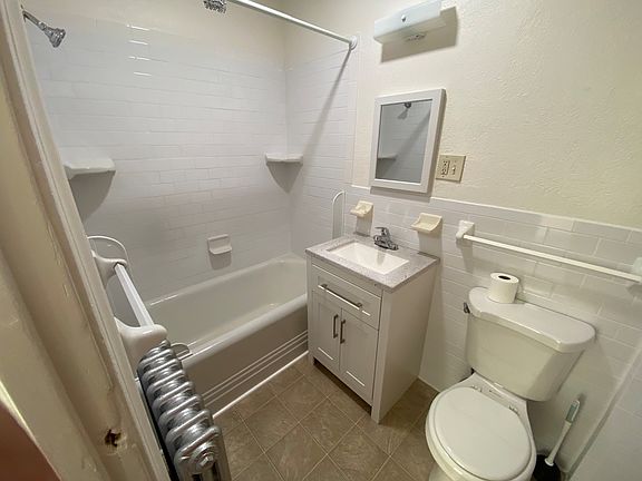 4th image of 224 Bella Vista Rd