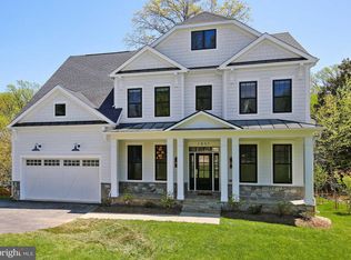 1603 Woodmoor Ln, Mc Lean, VA 22101