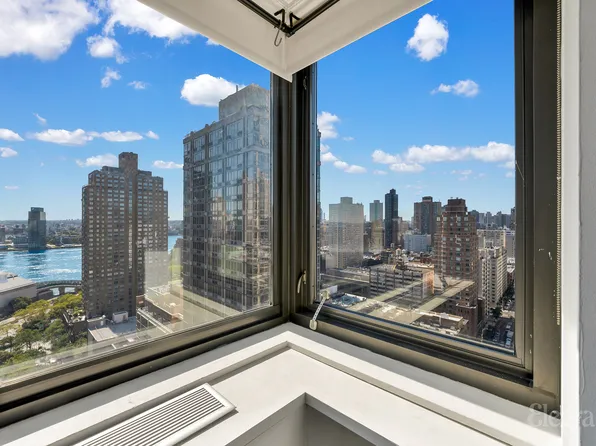 340 East 93rd Street image 7 of 13