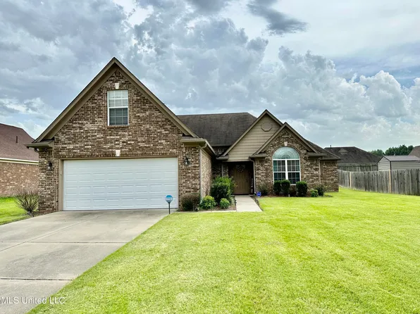 3195 Scott Farms Cv, Horn Lake, MS 38637