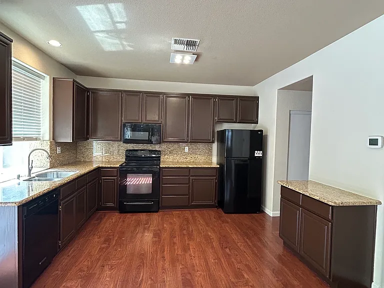 2412 Hooftrail Way — Photo 13
