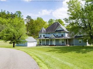 41 Station Springs Rd, Winfield, WV 25213