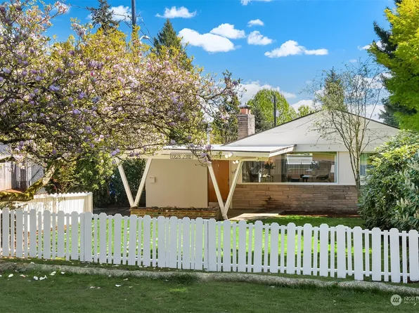 10828 23rd Avenue NE, Seattle, WA 98125