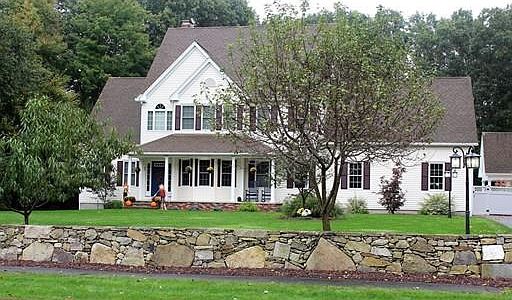 2nd image of 34 Knollwood Dr