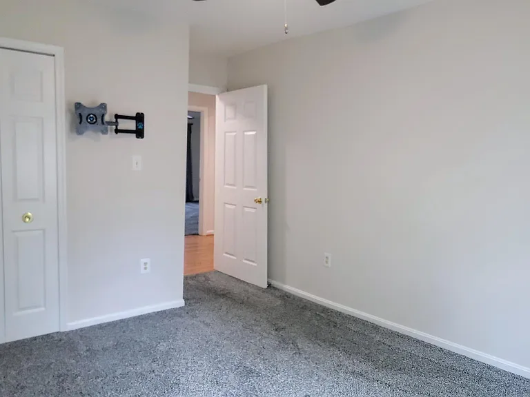 8949 Princeton Park Dr — Photo 13