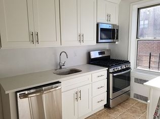 11035 72nd Rd APT 309, Forest Hills, NY 11375