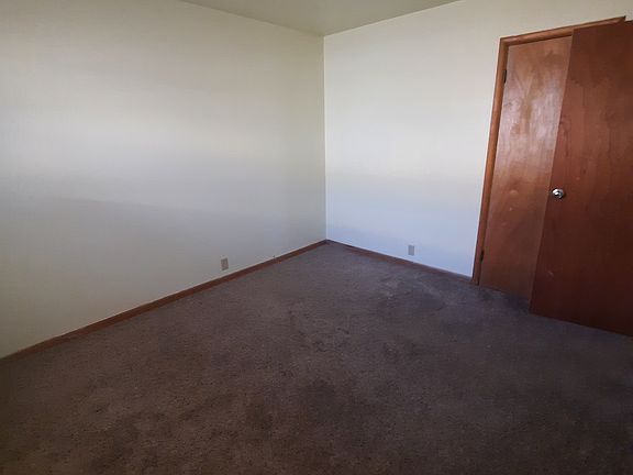 4th image of 725 S 2nd St