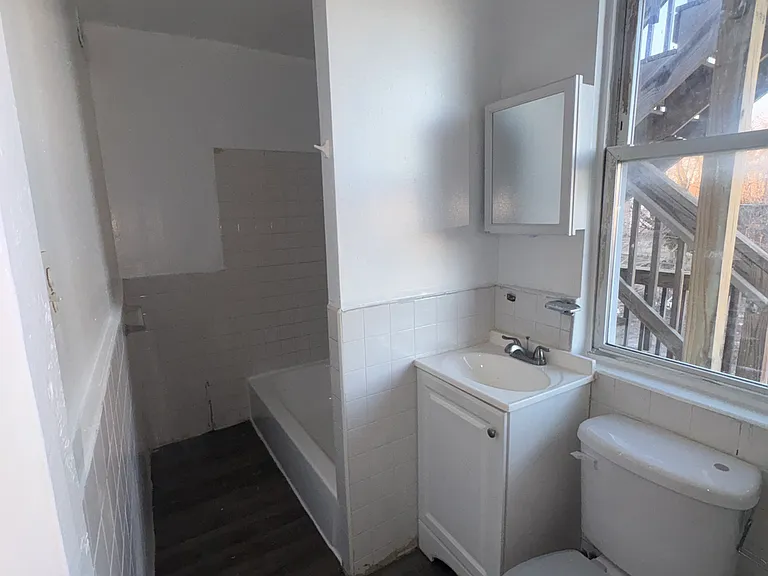 1706 Harlem Ave #2 — Photo 2