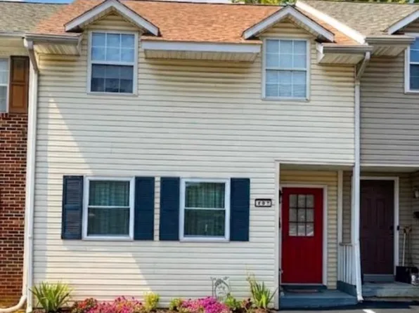 107 N Cherry St, Annville, PA 17003