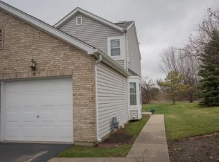 498 Nicole Dr APT D, Bartlett, IL 60103