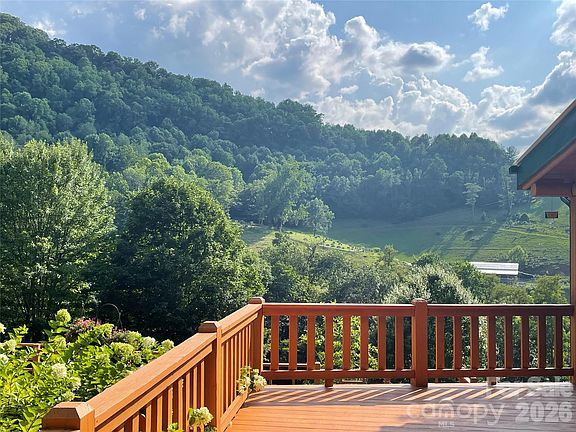 5th image of 115 Sutton Ridge Rd