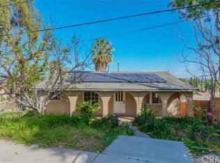 9851 California Ave, Riverside, CA 92503