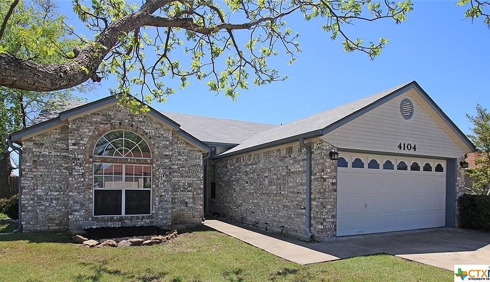 2nd image of 4104 Odelia Dr