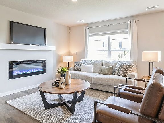 3rd image of 4700 171st St