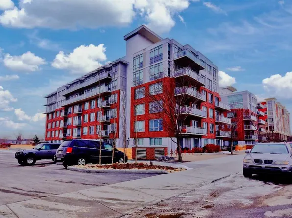 63 N Inglewood Park SE #121, Calgary, AB T2G 1B7