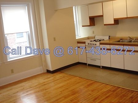 2nd image of 1292-1294 Commonwealth Ave