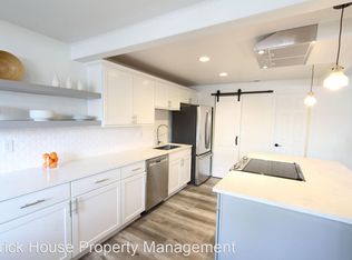 111 NW Hawthorne Ave APT 3, Bend, OR 97703