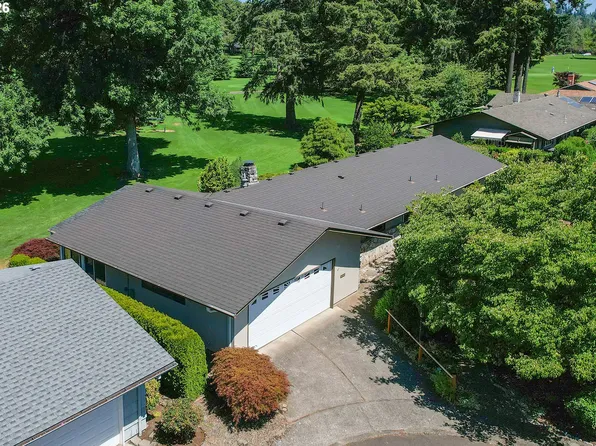 16655 SW Queen Mary Ave, King City, OR 97224