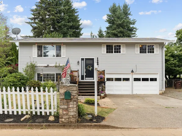 19007 Bedford Dr, Oregon City, OR 97045