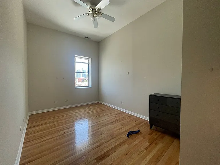 1132-1136 W Grand Ave #506-508 — Photo 9