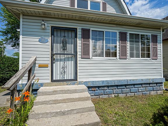 2nd image of 3957 Graceland Ave