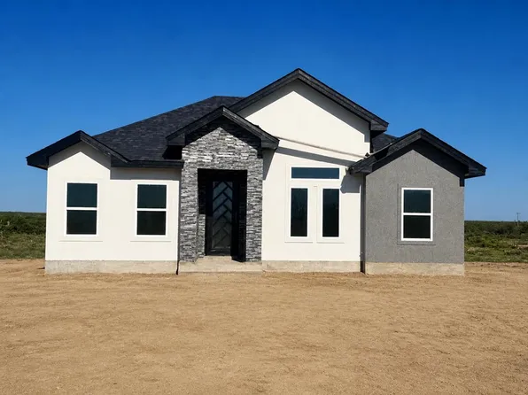 2263 Rio Sabinas Dr, Eagle Pass, TX 78852