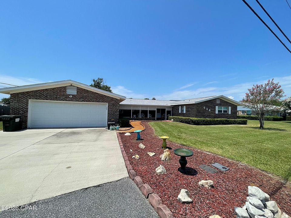 1st image of 718 Clarence Dr