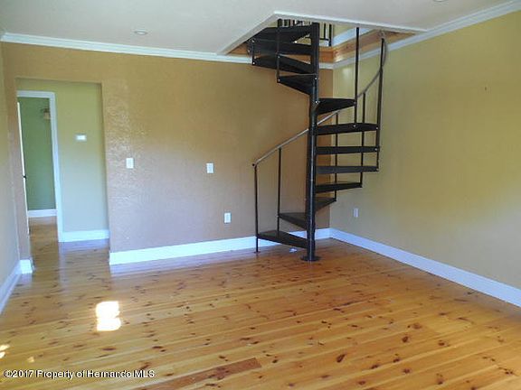 2nd image of 502 Park Way