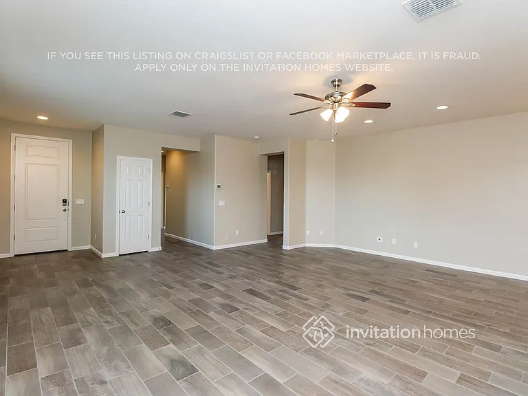 3962 E Sourwood Dr — Photo 4